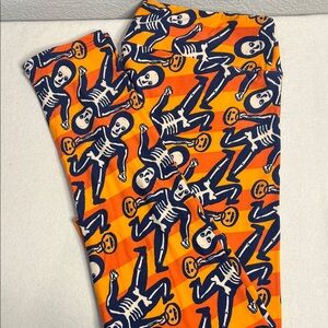 🎃💀 LuLaRoe Tall & Curvy Skeleton Halloween Leggings